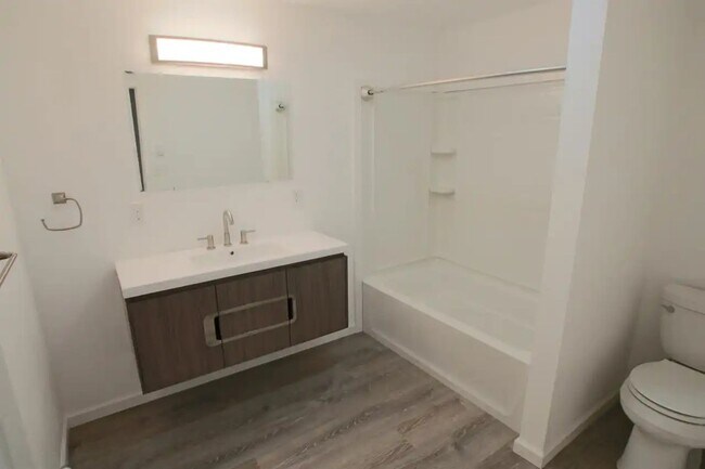 Building Photo - 290-292 65th Court Southwest