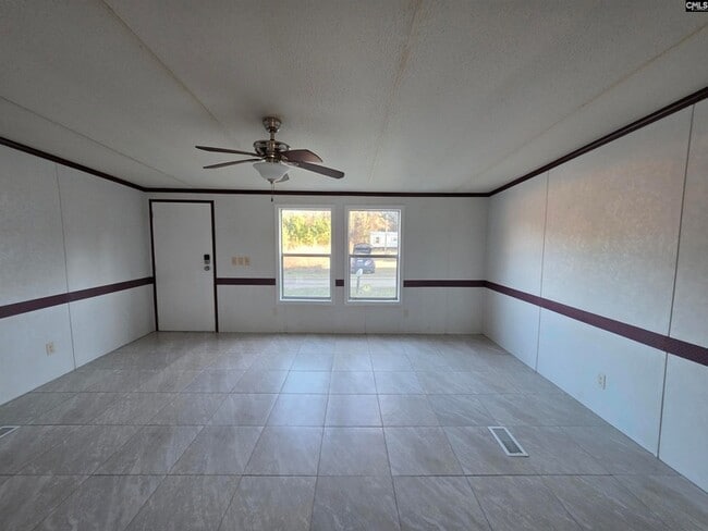 Building Photo - 135 Buckeye Ct