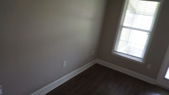 Building Photo - Luxury in Lakeland, GA