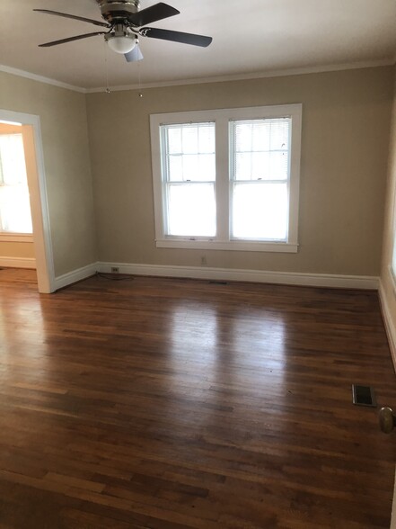 Living Room - 1602 Claremont Ave