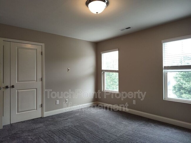 Building Photo - 9415 Segundo Ln