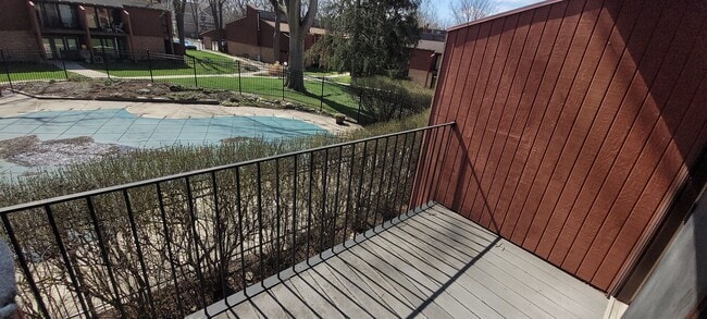 Building Photo - Two-Bedroom Condo| Parking + WiFi Included!