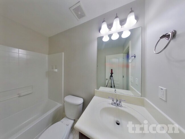 Building Photo - 1004 Abberley Cir