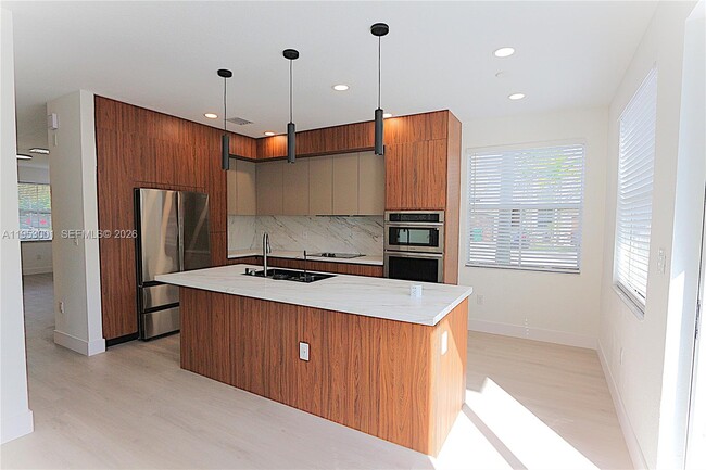 Building Photo - 14928 SW 40th St