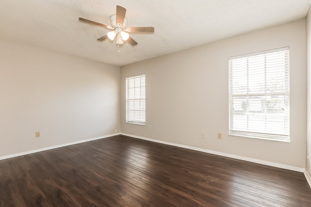 Building Photo - 1611 Bent Pine Way