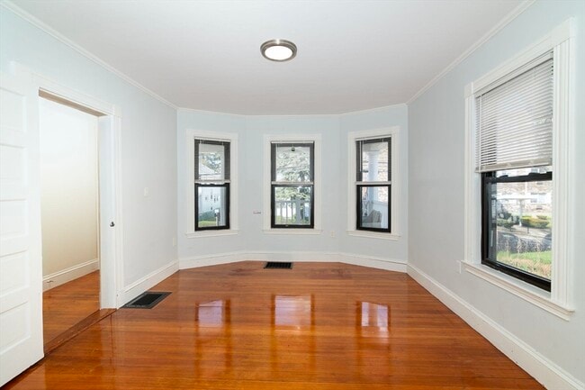 Building Photo - 21 Wollaston Ave