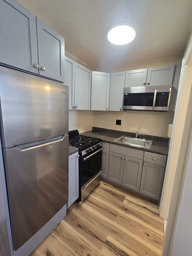 Primary Photo - 46 Kelly Pky