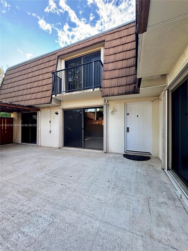 Building Photo - 9143D SW 23rd St