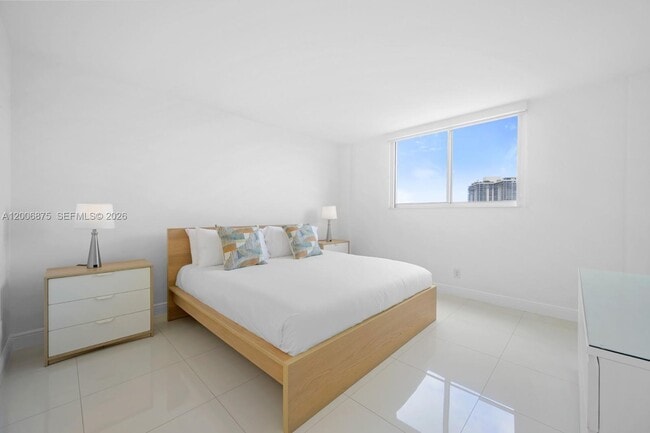 Building Photo - 19370 Collins Ave