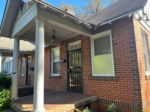 Building Photo - Panama Street Duplex - CAMELLIA