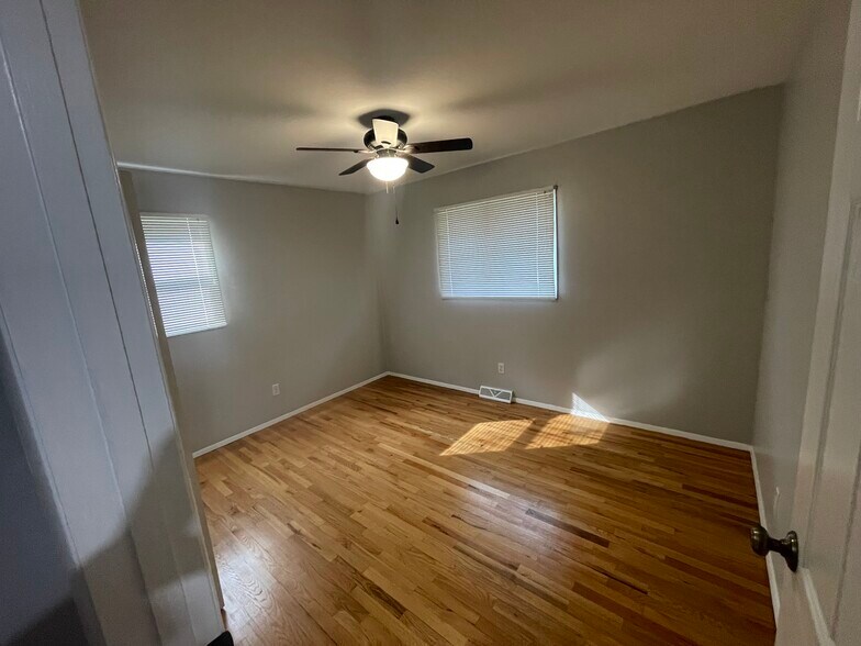 Bedroom 3 - 16 Slate Hill Rd