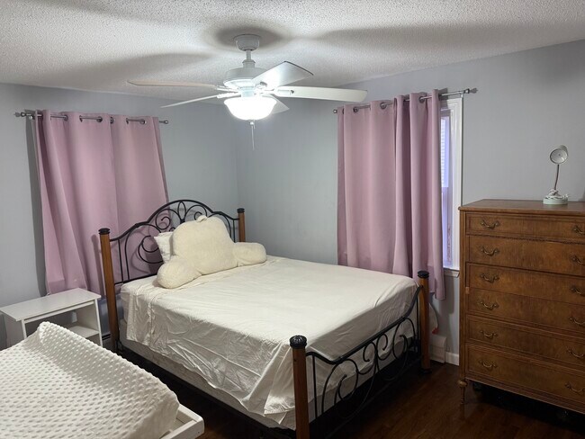 Building Photo - 39 Tina Cir