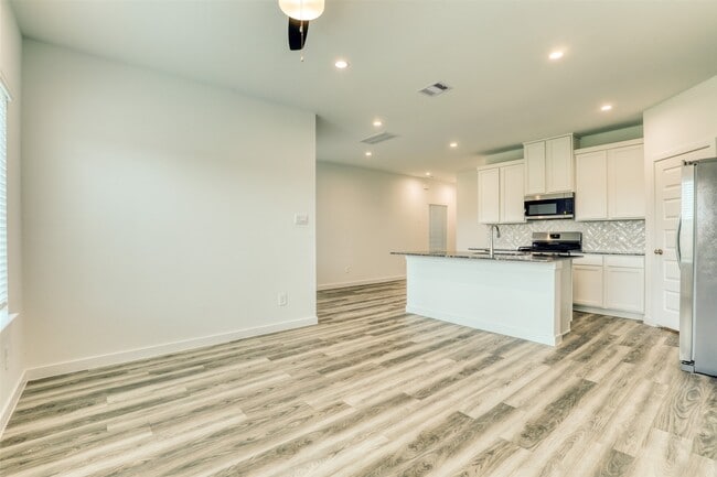 Building Photo - 2829 Lisburn Ter Ln