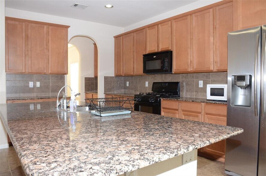 Building Photo - 18218 Fairhope Oak Ct