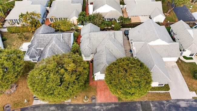 Building Photo - 9939 NW 47th Terrace