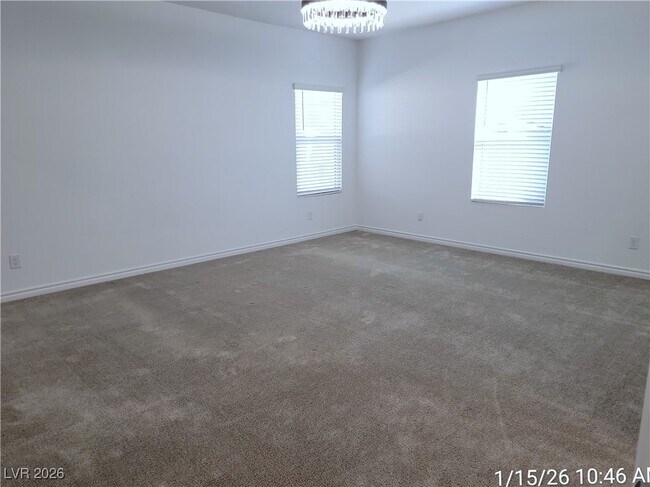 Building Photo - 2924 Gaffer Film St