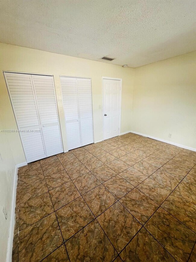 Building Photo - 7710 SW 10th St