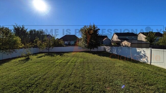 Building Photo - 1209 Chinook Cir