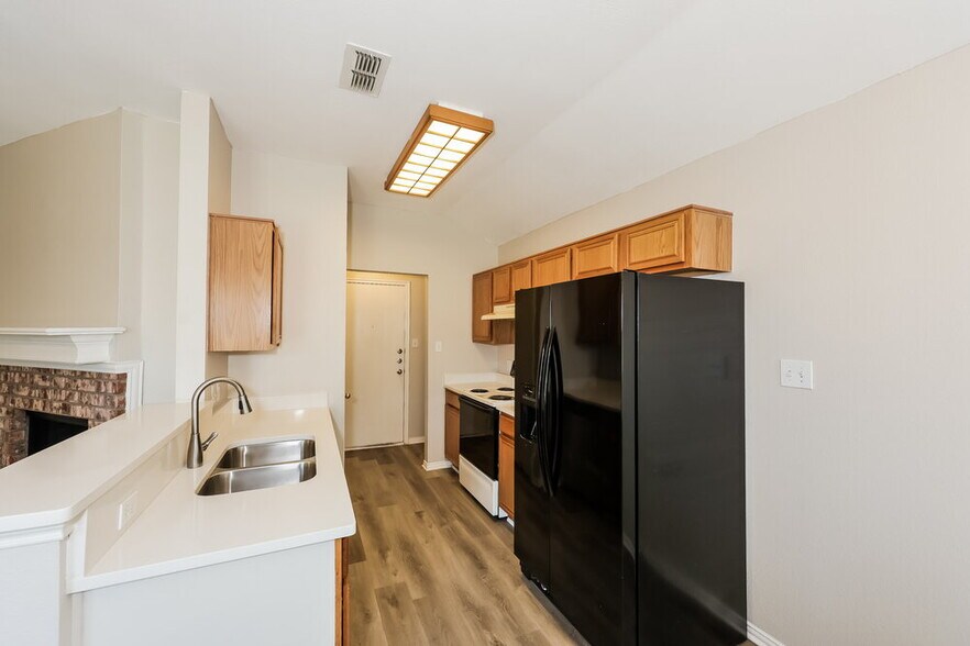 Building Photo - 7321 Ashbourne Way