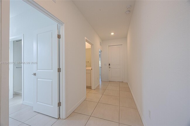 Building Photo - 7214 Rockwood Rd