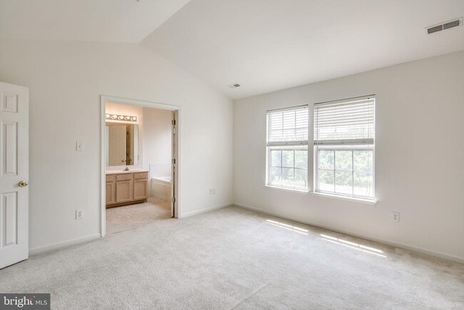 Building Photo - 2702 Snowmill Ct