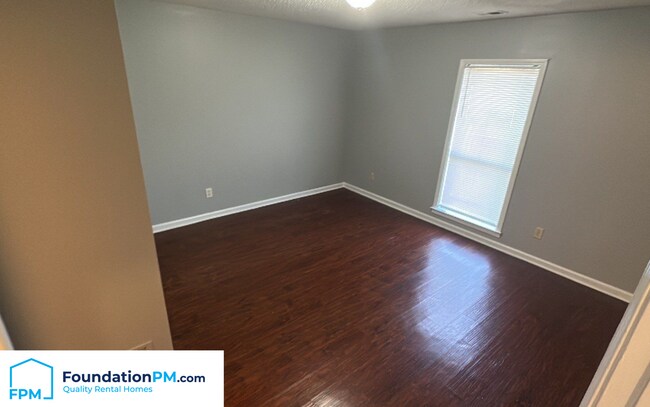 Building Photo - 5272 Scottsdale Ave