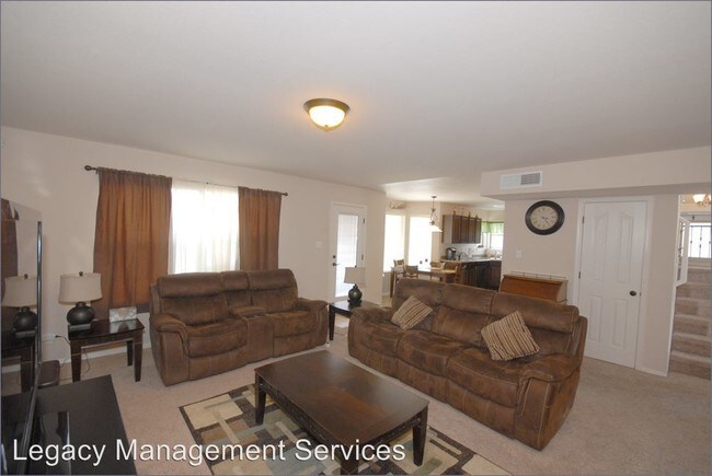 Building Photo - 4800 Red Canyon Ct