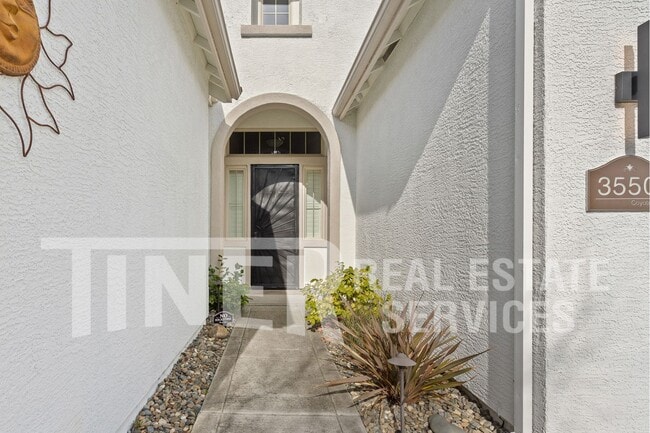 Building Photo - 3550 Coyote Rd