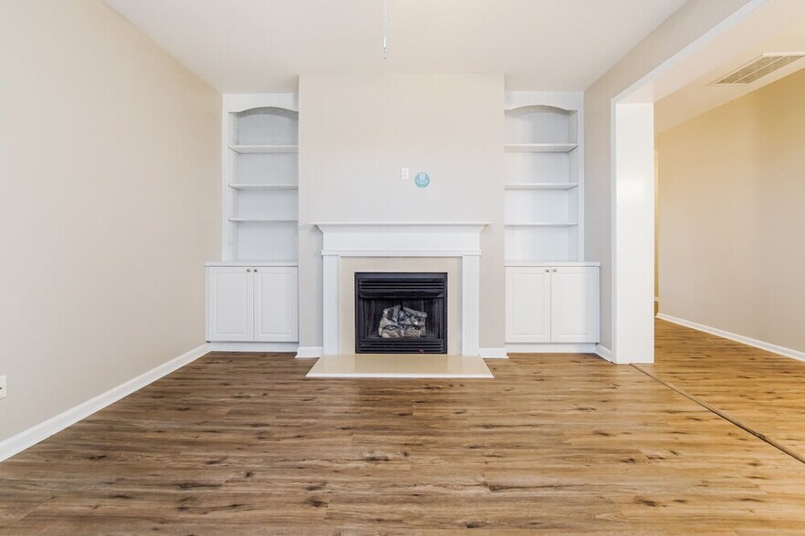 Building Photo - 224 Stansbury Ln