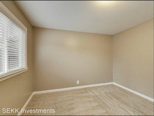 Building Photo - 1 br, 1 bath Apartment - 658 Cherry Way