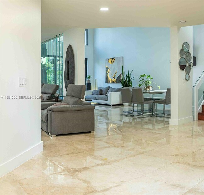 Building Photo - 4957 NW 93rd Doral Pl