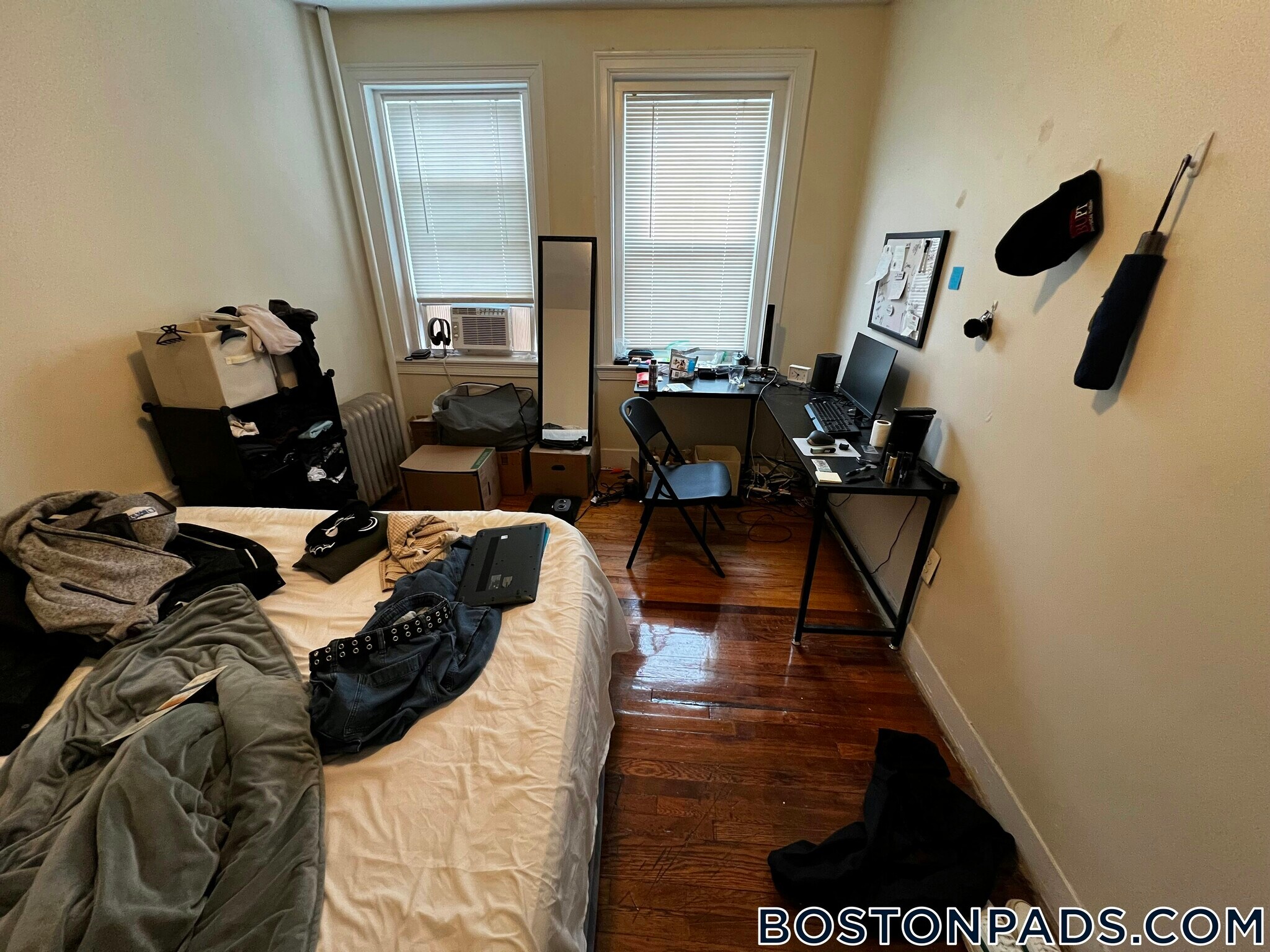 Building Photo - 248 Kelton St