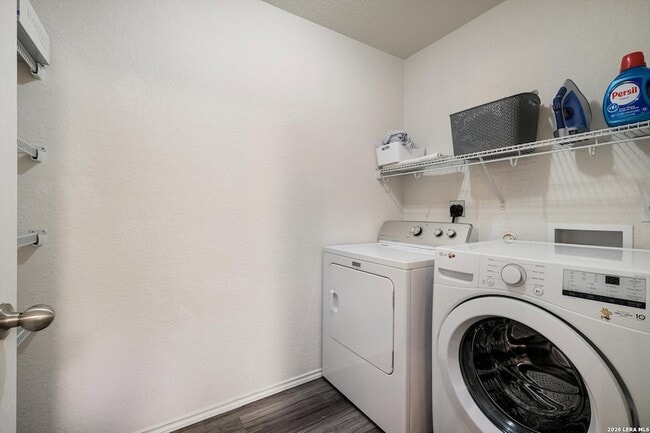 Building Photo - 8111 Running Hollow