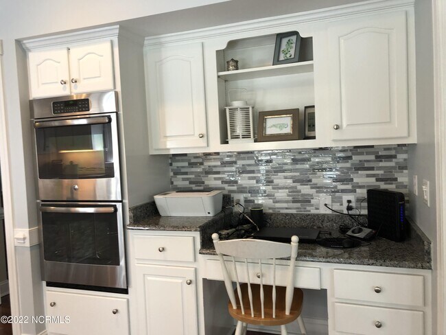 Building Photo - 534 Neptune Dr