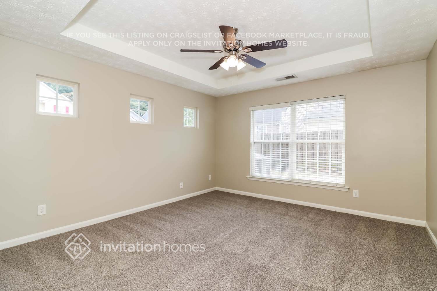 Building Photo - 268 Topaz Dr