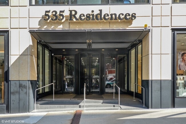 Primary Photo - 535 N Michigan Ave