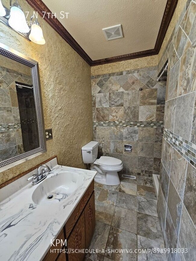 Building Photo - 1407 N 7th St