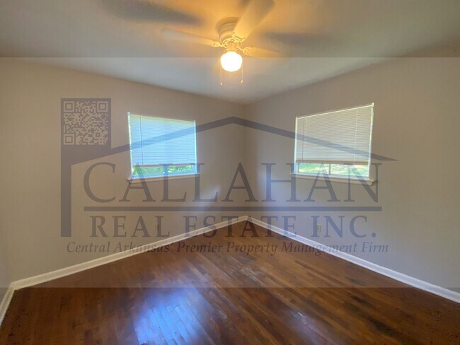 Building Photo - NLR 2 Bedroom Home