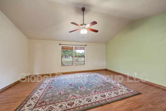 Building Photo - 153 Oak Valley Dr
