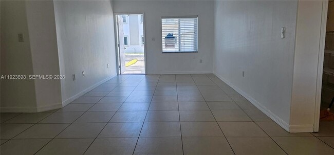 Building Photo - 5675 NW 109th Ave