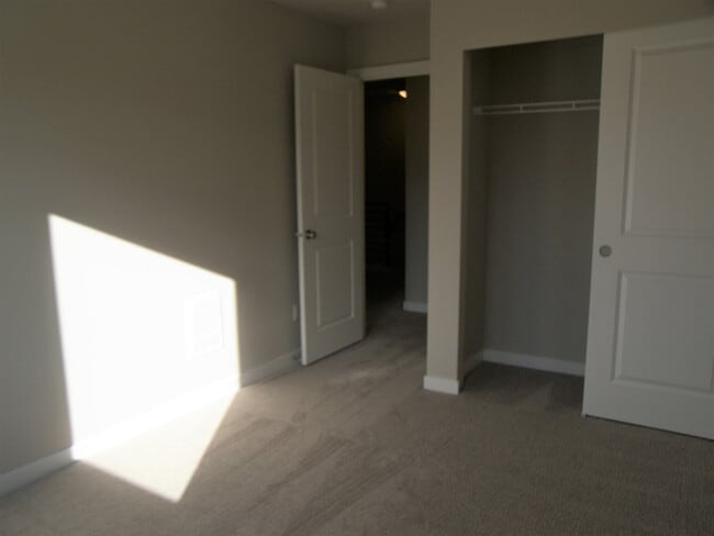 Building Photo - 729 112th St SW