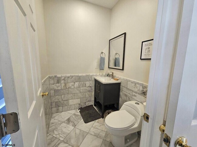 Building Photo - 27 S Little Rock Ave