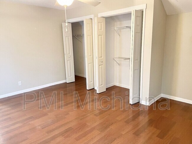Building Photo - 18120 N Stoneridge Dr