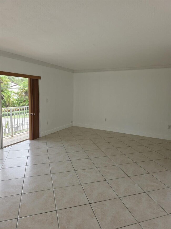 Building Photo - 8475 SW 94th St