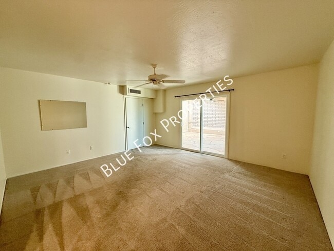 Building Photo - 4635 E Camino Rosa