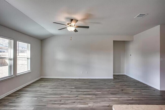 Building Photo - 6713 Coalinga Ln