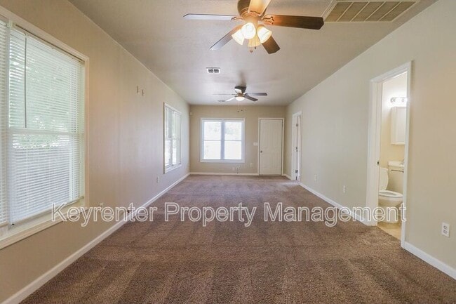Building Photo - 512 S 55th W Ave