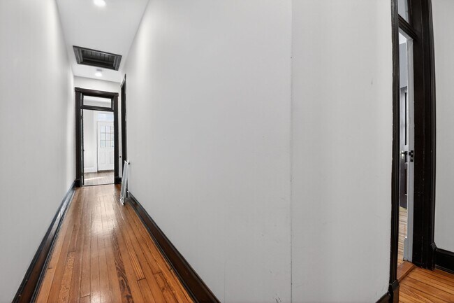 Building Photo - 1319 Massachusetts Ave SE