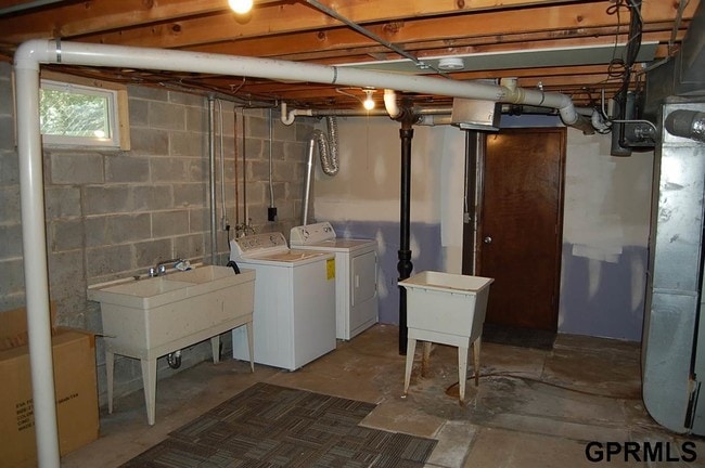 Building Photo - 6140 Hamilton St