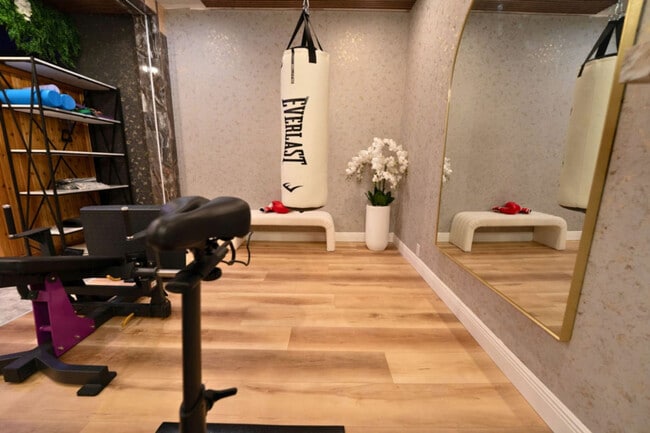 Building Photo - 11347 Needlerock Ct